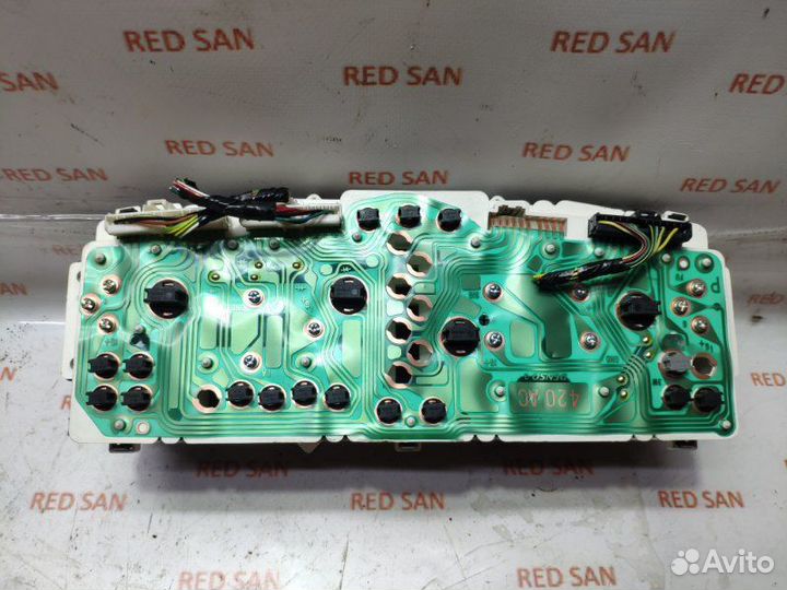 Панель приборов Mitsubishi Pajero Sport K94W 4D56