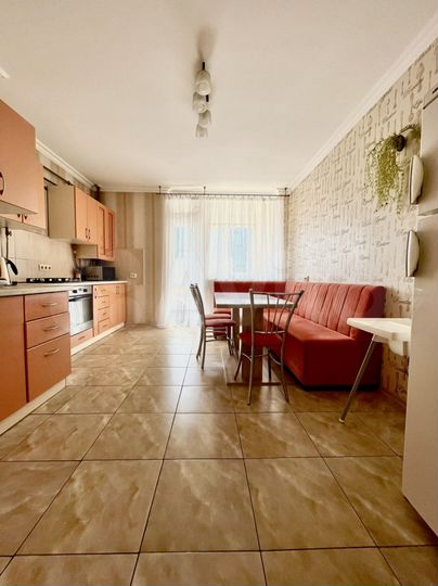 3-к. квартира, 120 м², 2/9 эт.