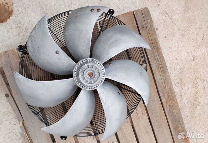 Вентилятор осевой 630