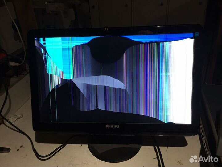 Монитор широкоформатный 20 дюймов