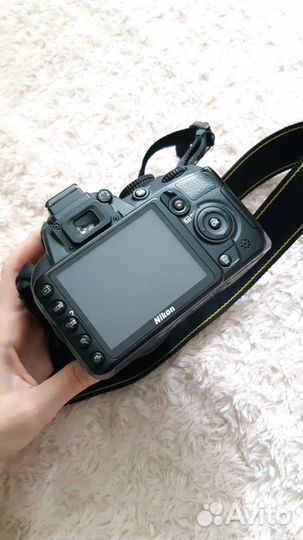 Nikon D3100 DX 18-55mm