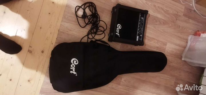 Электро гитара с комбиком