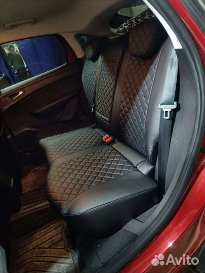 Чехлы из экокожи Ромб на Renault Arkana Аркана