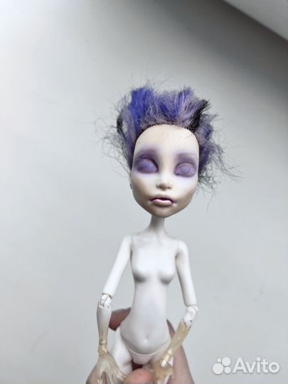 Кукла монстер хай
