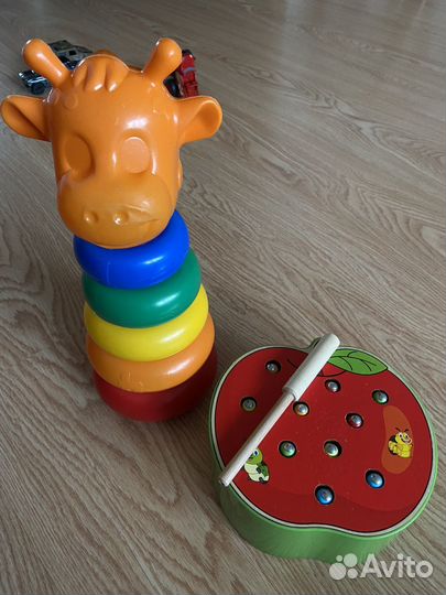 Развивающие игрушки пакетом