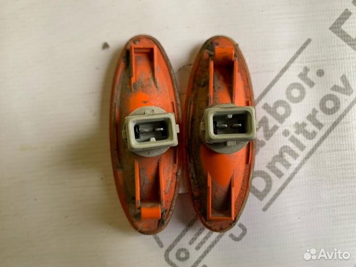 Повторитель передний Ford Mondeo 2 BFP 1998