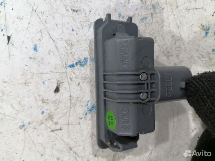 Плафон внутреннего освещения салона