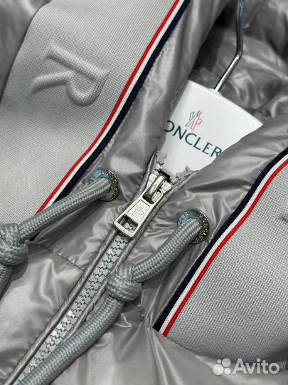 Жилет Moncler