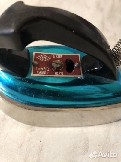 Утюг дорожный уэ 4 1968г и радиоприемник ирень