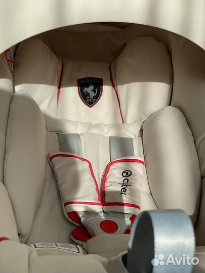 Автокресло Cybex Cloud Z i-Size FE Ferrari