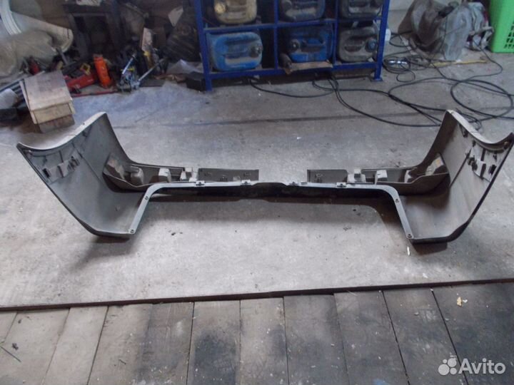 Задний бампер на мерседес vito 638. 2,3 т.д