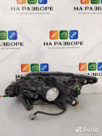 Фара передняя правая Nissan X-Trail