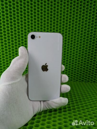 Apple iPhone se 2020 64gb white