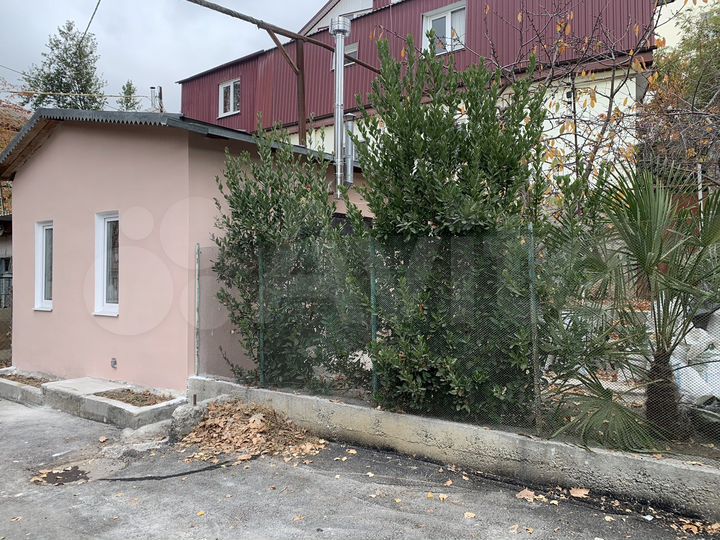 Дом 30 м² на участке 2 сот.