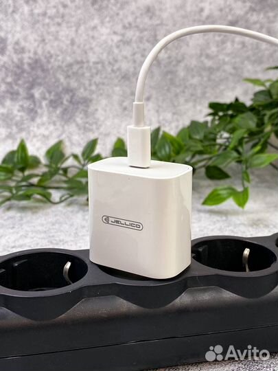 Блок быстрой зарядки Jellico,20w, usb-c,для iPhone