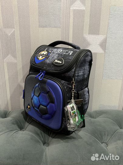 Рюкзак школьный для мальчика ортопедический