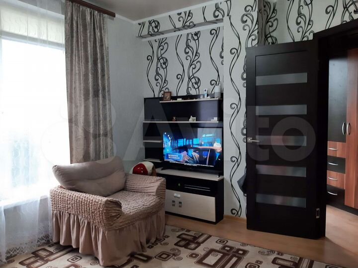 2-к. квартира, 52 м², 1/4 эт.