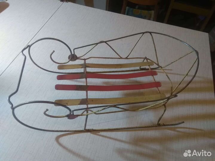 Санки игрушечные