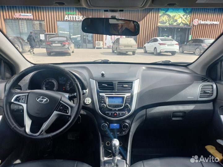 Hyundai Solaris 1.6 AT, 2013, 216 031 км