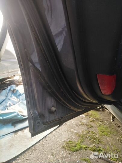 Дверь задняя левая Киа Опирус /Kia Opirus