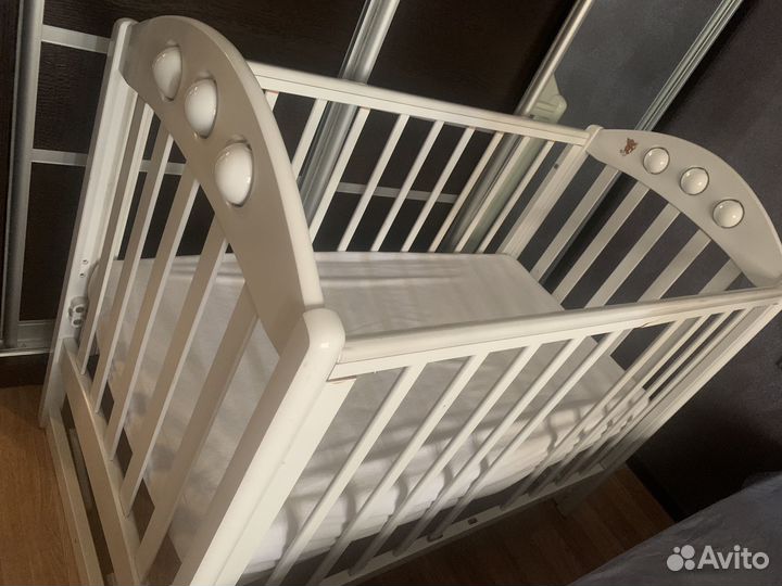 Детская кровать деревянная лель с маятником