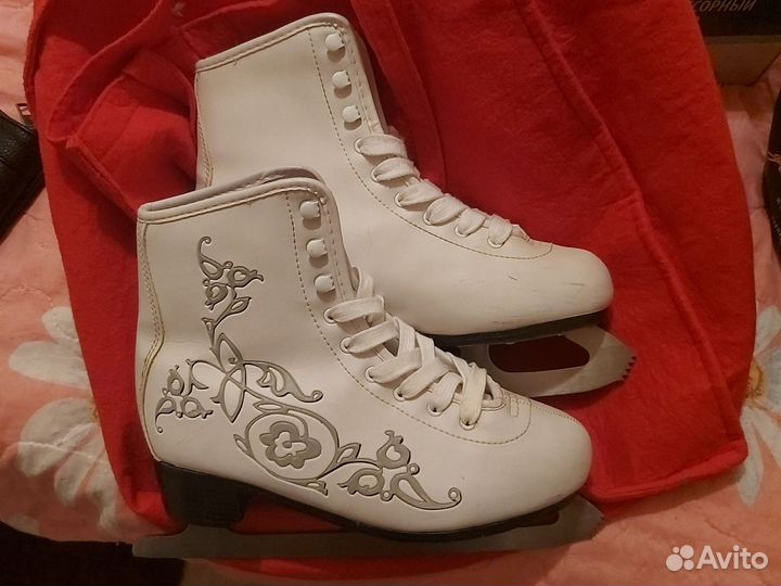 Коньки фигурные