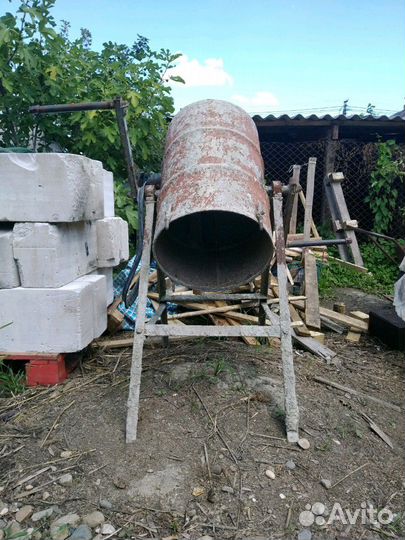 Ручная бетономешалка