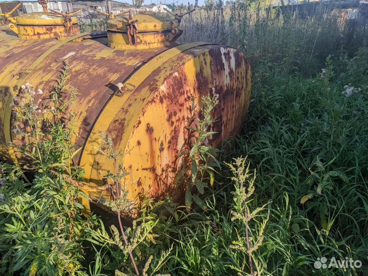 Молоковозная бочка