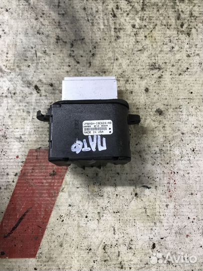 Резистор отопителя Nissan Pathfinder