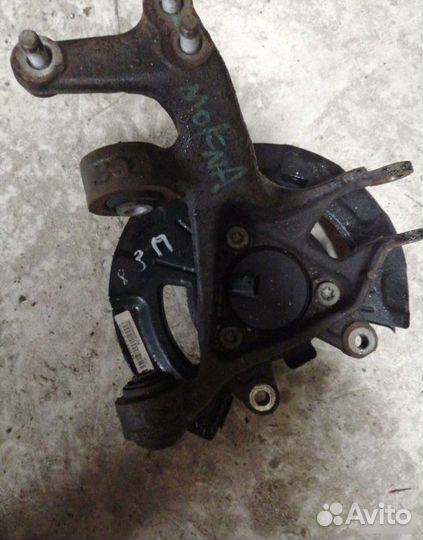 Кулак задний правый Kia K5