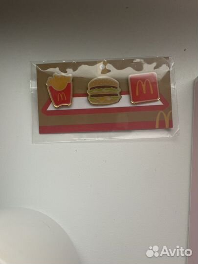 Значки из макдональдса