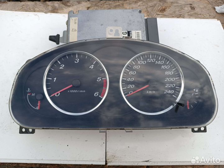 Панель приборов мазда gg
