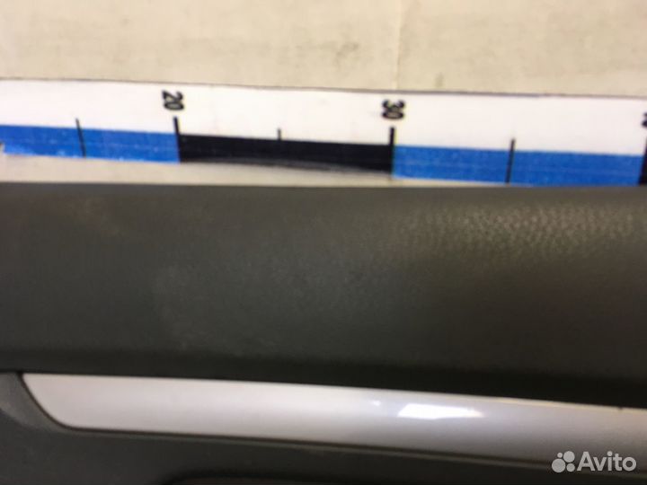 Обшивка двери задней левой Jetta 2006-2011