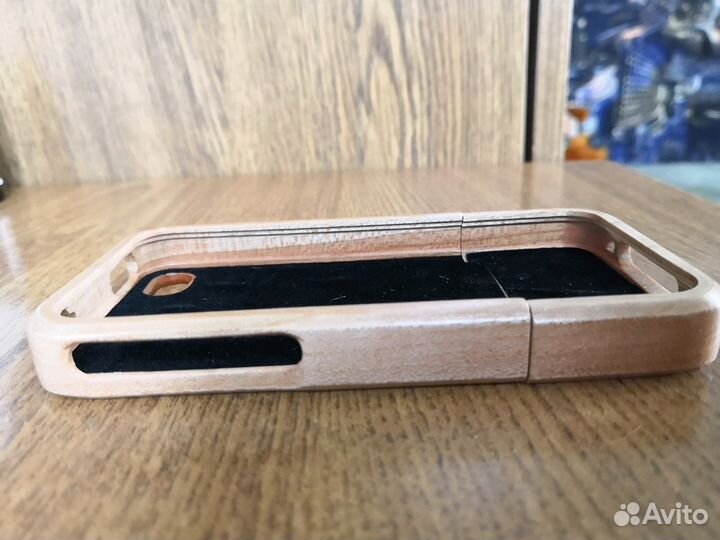 Деревянный чехол iPhone 4/4s Продажа или обмен