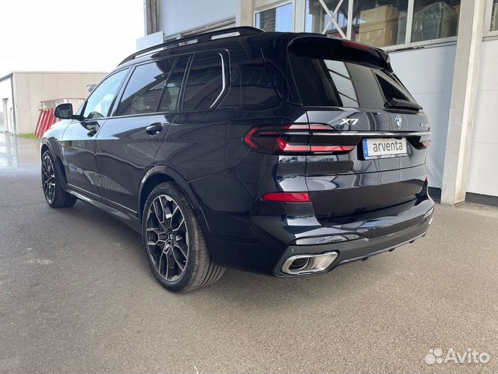 BMW X7 3.0 AT, 2023, 1 км