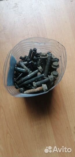 Болт MitsubishI Carisma 4G93 1.8 АКПП