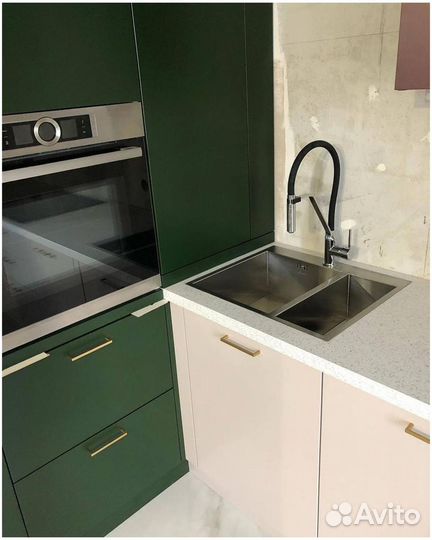 Кухня угловая под ключ