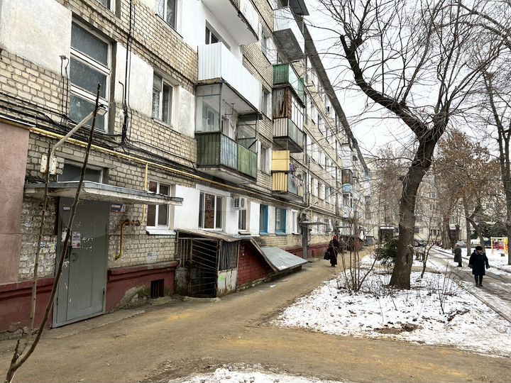 2-к. квартира, 43 м², 2/5 эт.