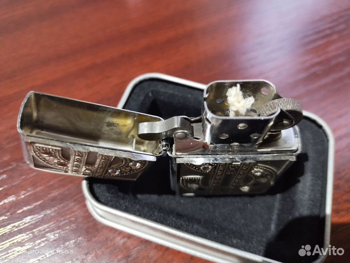 Зажигалка zippo