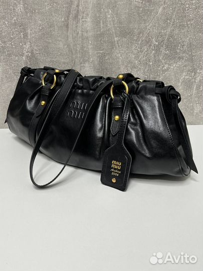 Miumiu сумка новая коллекция