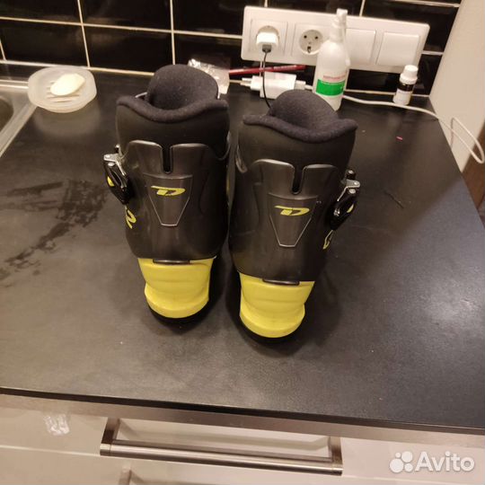 Горнолыжные ботинки детские на ногу 19,5-20,5 см