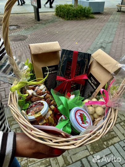Подарочная Корзина с Доставкой