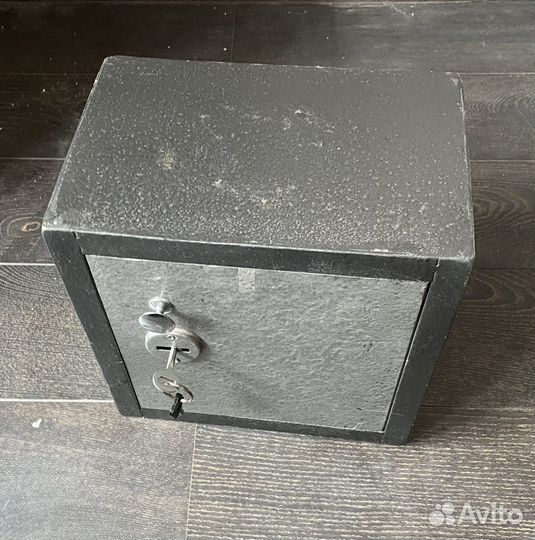 Оружейный сейф для пистолета