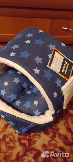 Лежанка для кошек новая