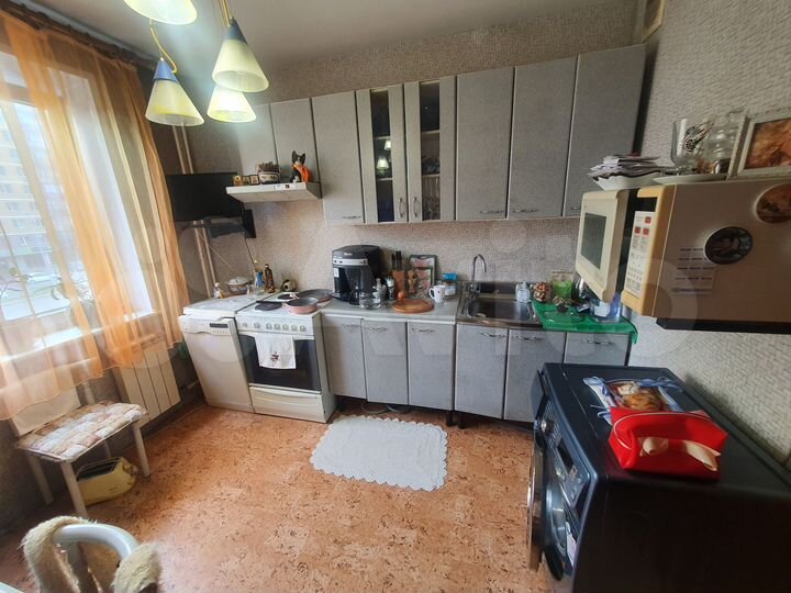 3-к. квартира, 67 м², 3/10 эт.