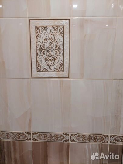 Плиточный карниз