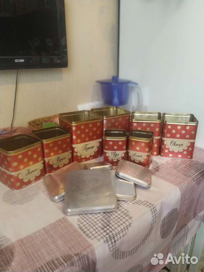 Жестяные банки для сыпучих продуктов