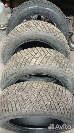 Goodyear Ultragrip Ice Arctic 2.25/55 R17
