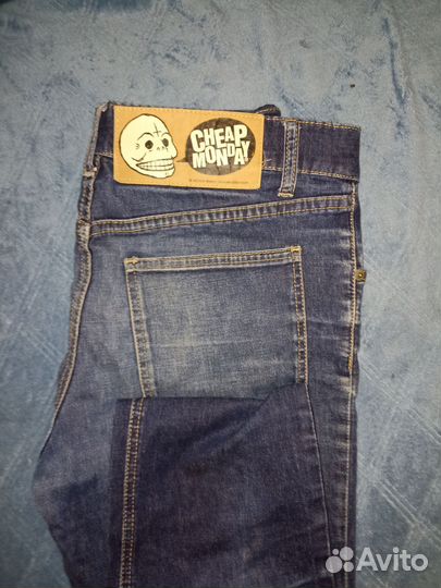 Джинсы прямые