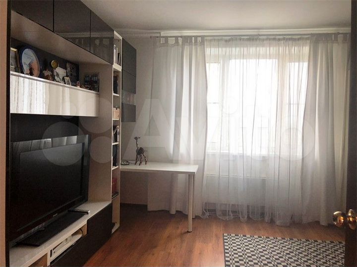 3-к. квартира, 79,6 м², 10/14 эт.